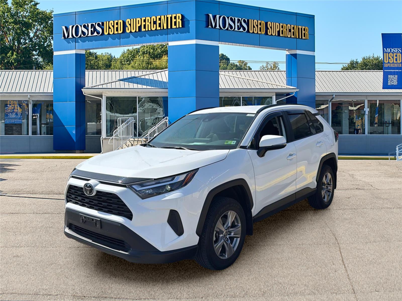 2022 Toyota RAV4 XLE