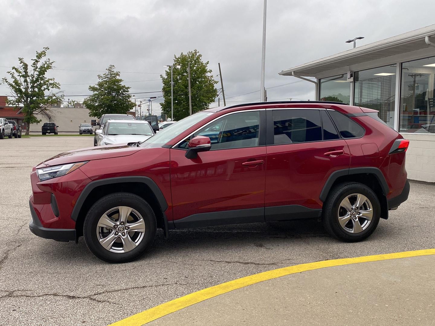 2023 Toyota Rav4 XLE