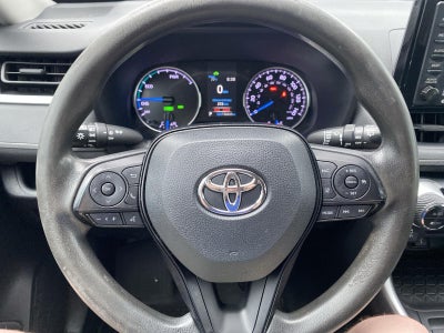 2020 Toyota RAV4 Hybrid XLE