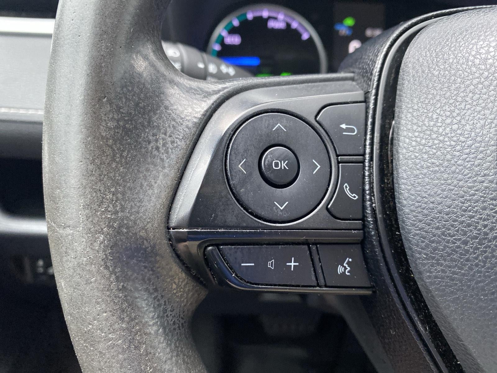 2020 Toyota RAV4 Hybrid XLE