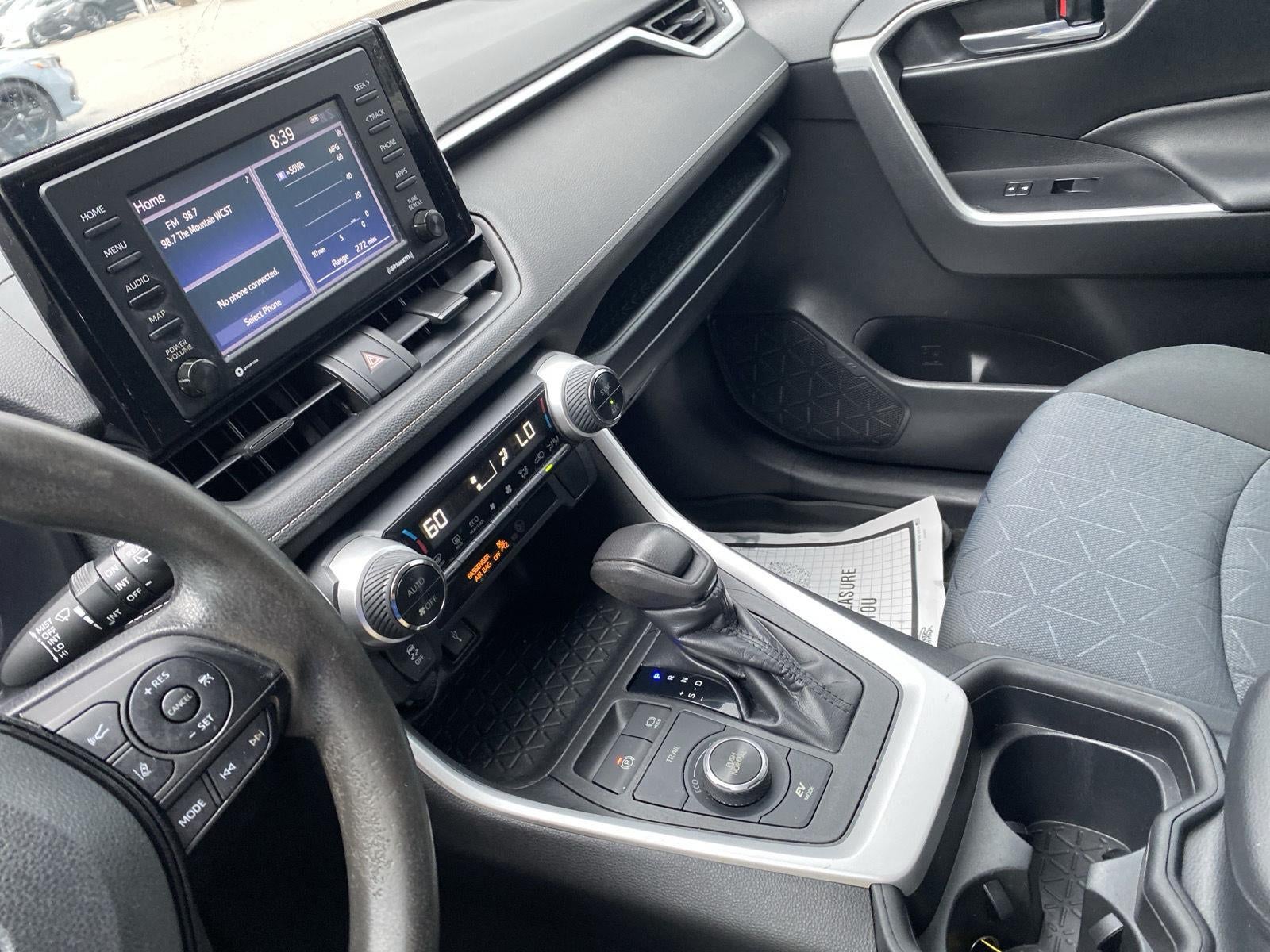 2020 Toyota RAV4 Hybrid XLE