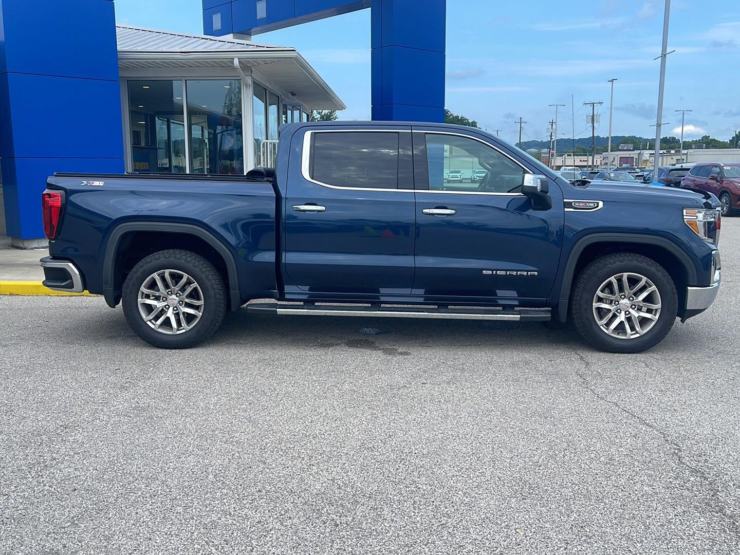 2021 GMC Sierra 1500 SLT