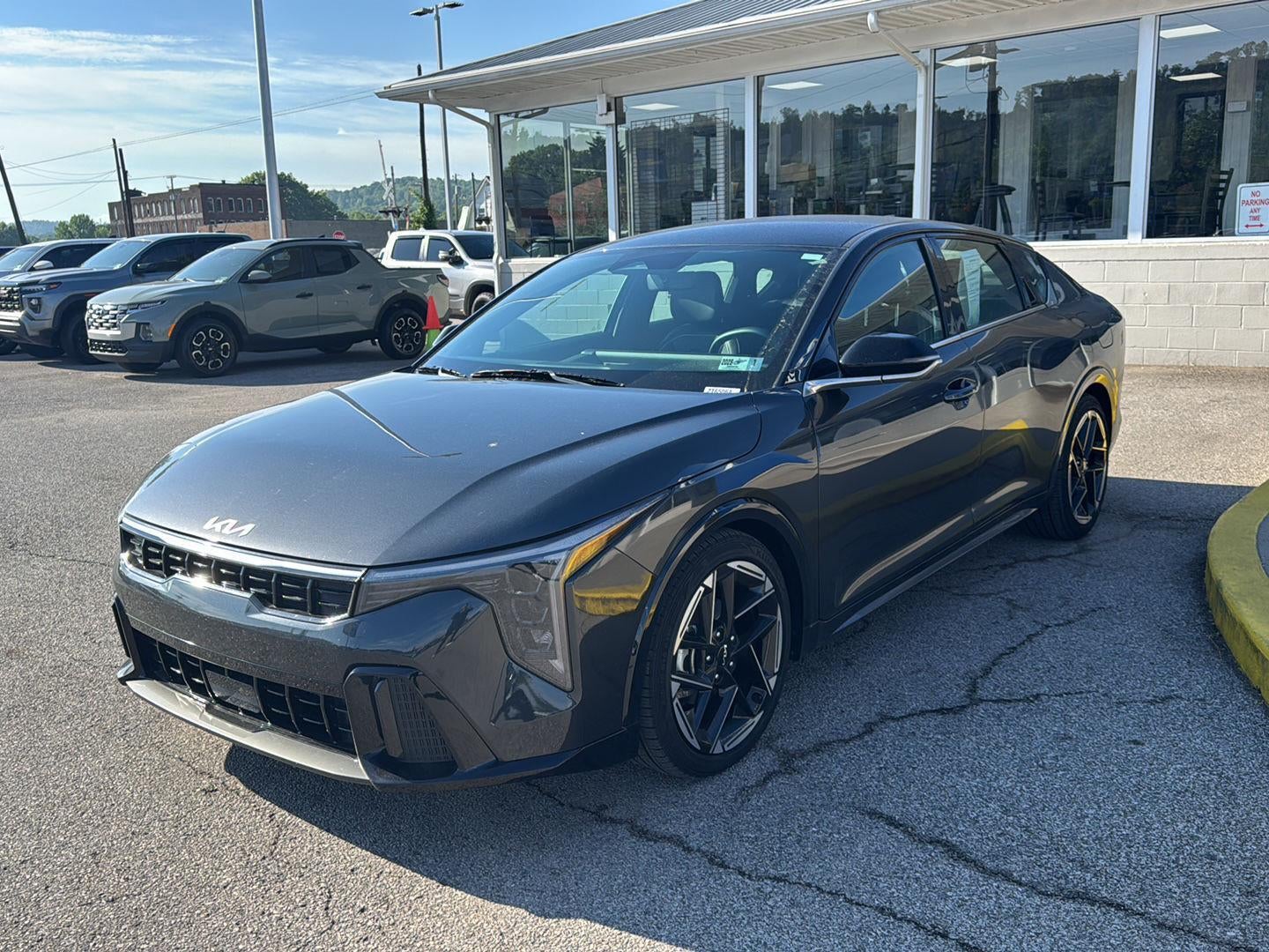 2025 Kia K4 GT-Line
