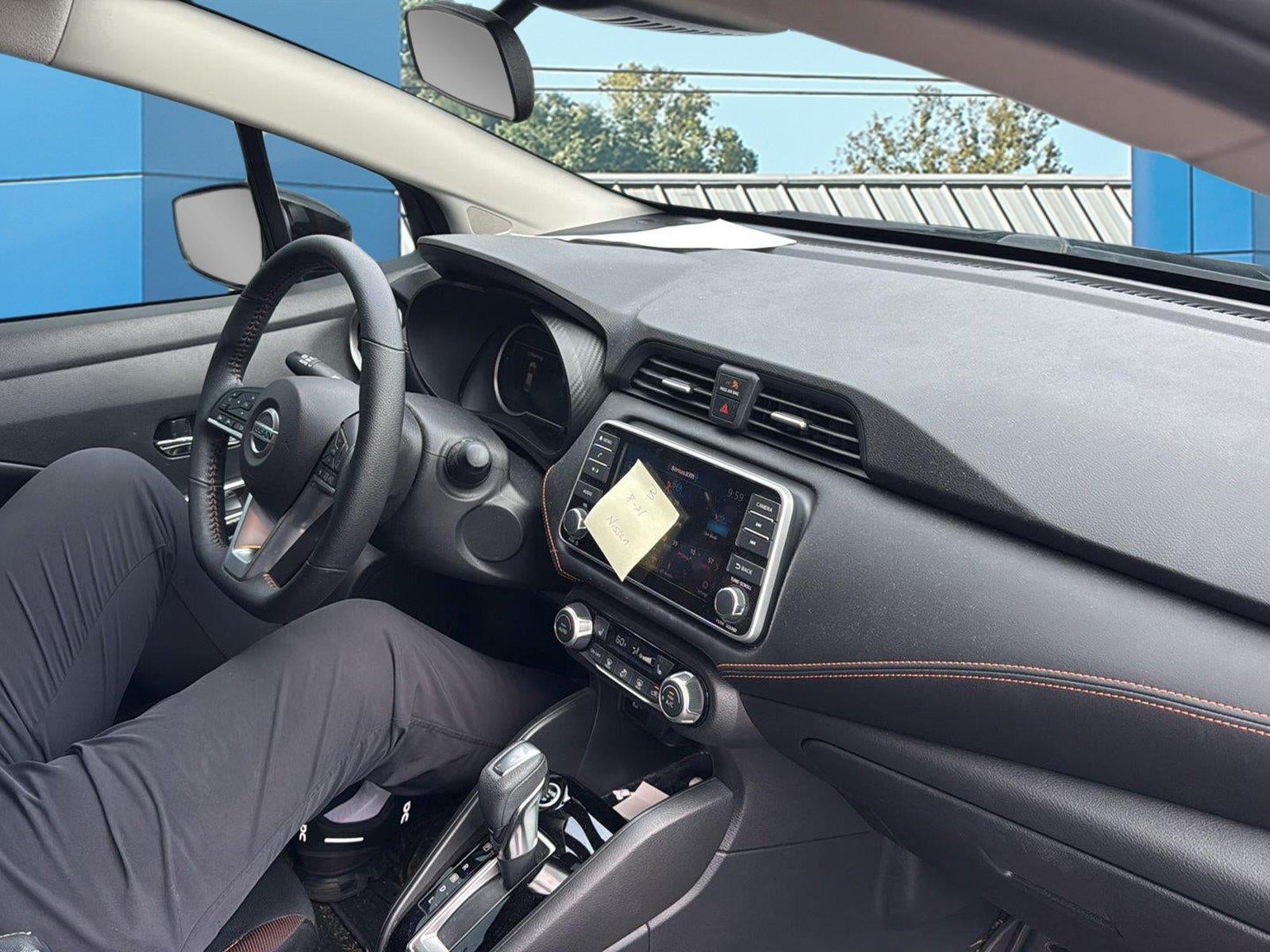 2022 Nissan Versa SR