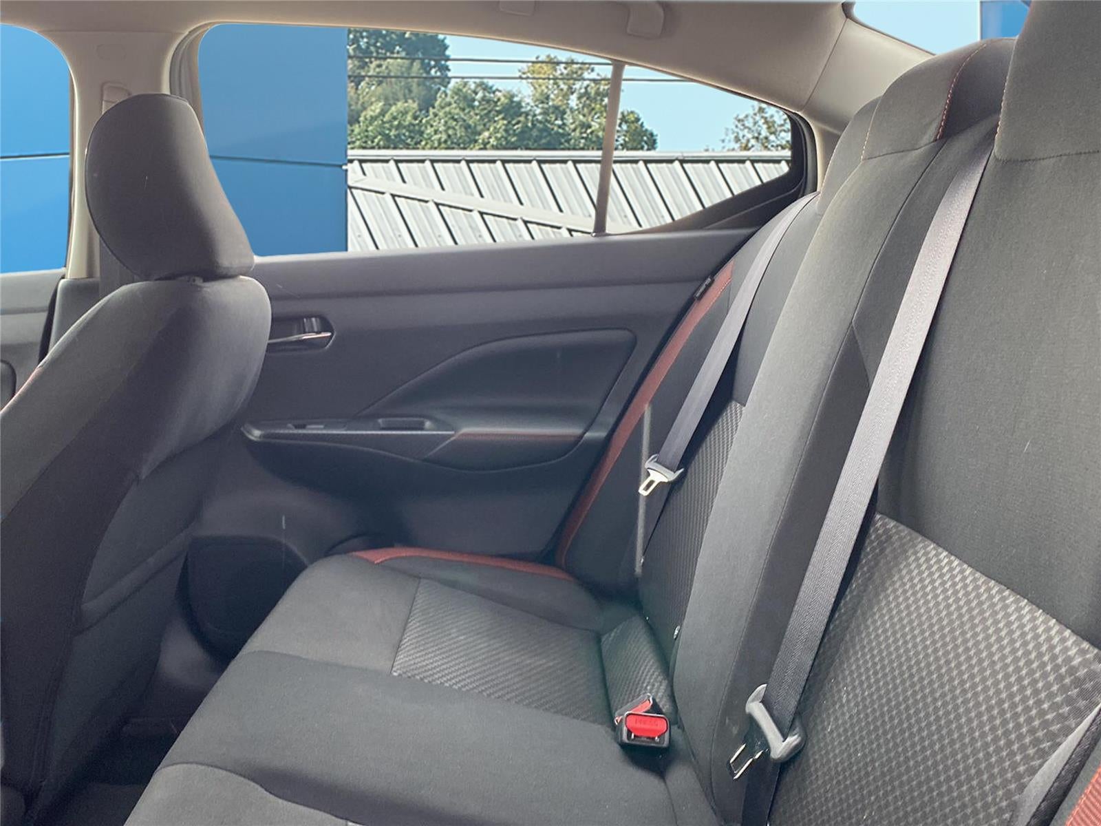 2025 Nissan Versa SR