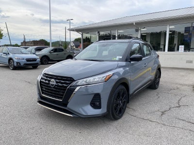 2023 Nissan Kicks SR