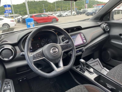 2023 Nissan Kicks SR