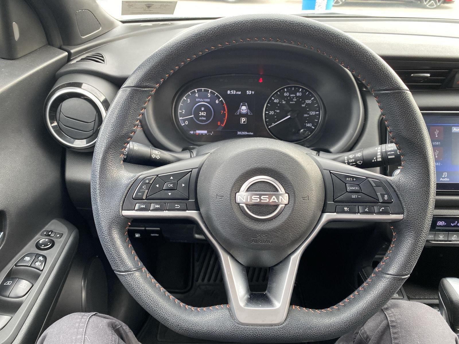 2023 Nissan Kicks SR