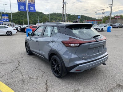 2023 Nissan Kicks SR