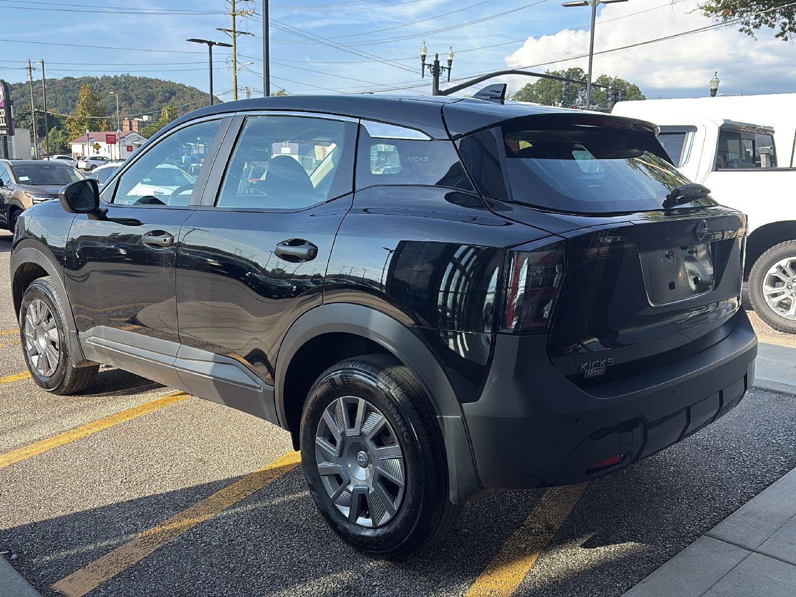 2026 Nissan Kicks S