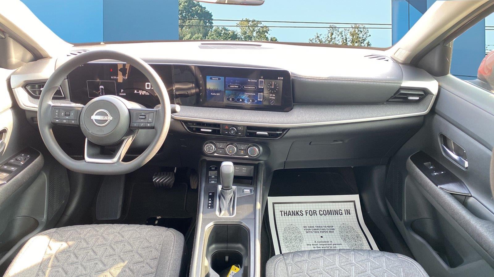 2025 Nissan Kicks SV