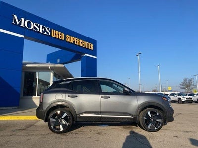 2025 Nissan Kicks SR