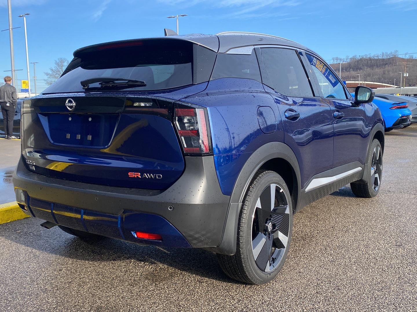 2025 Nissan Kicks SR