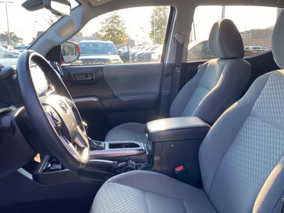 2022 Toyota Tacoma SR5 V6