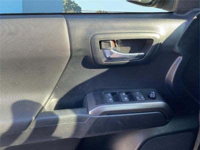 2019 Toyota TACOMA 4WD Base