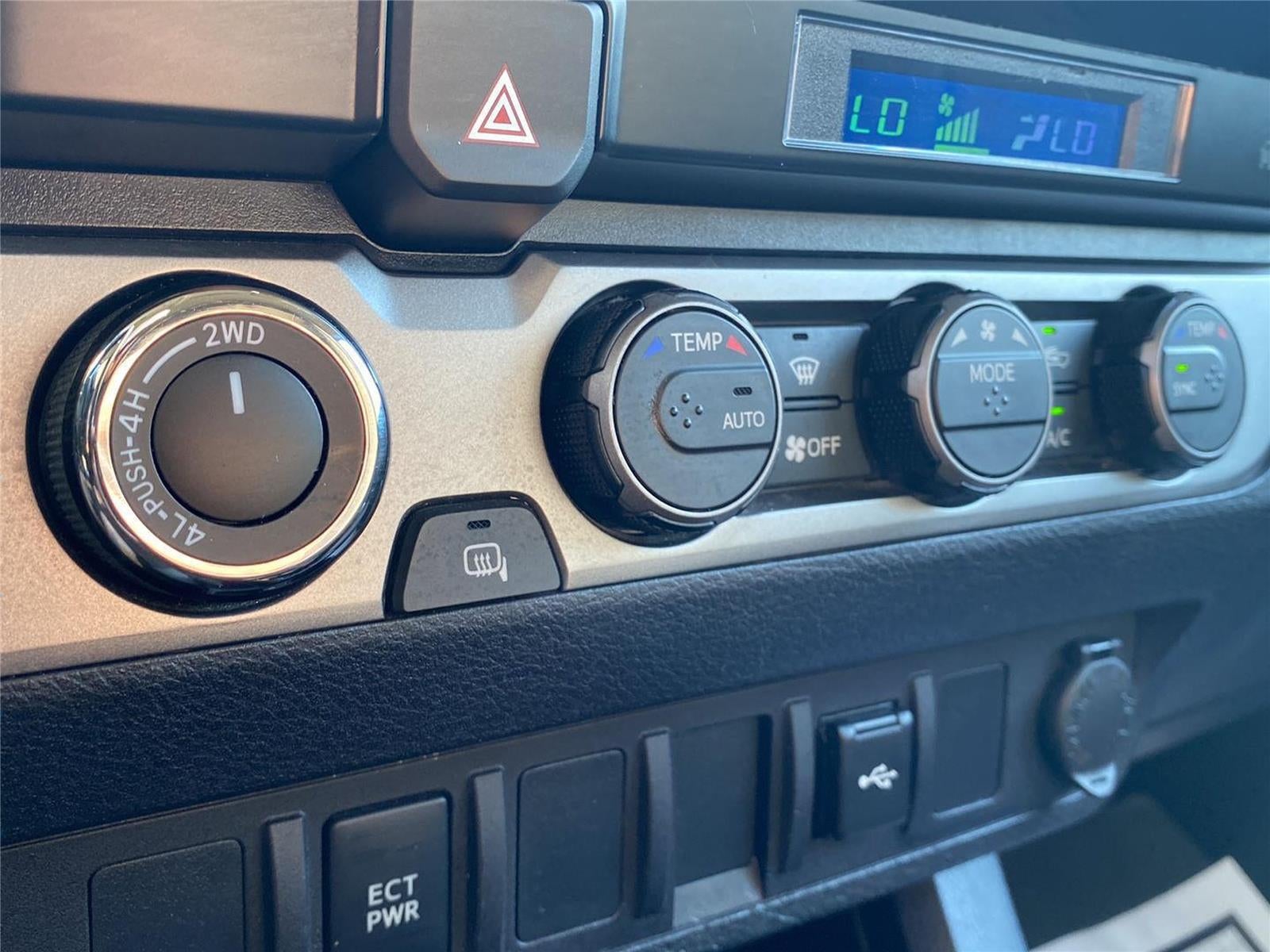 2022 Toyota Tacoma SR V6