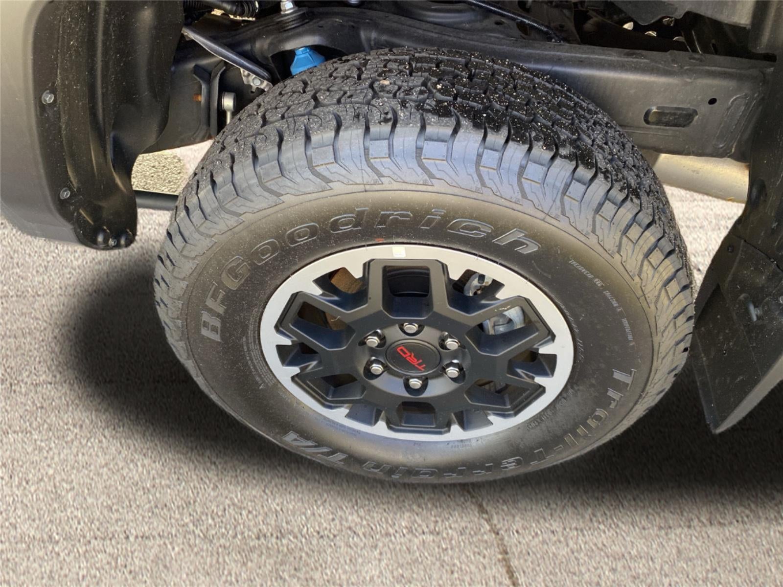 2025 Toyota TACOMA 4WD TRD OFF ROAD DOUBLE CAB 5