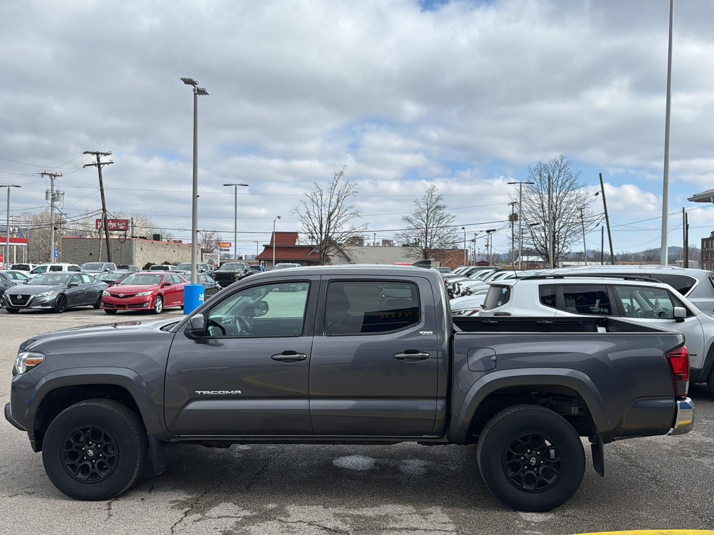 2022 Toyota Tacoma SR5 V6