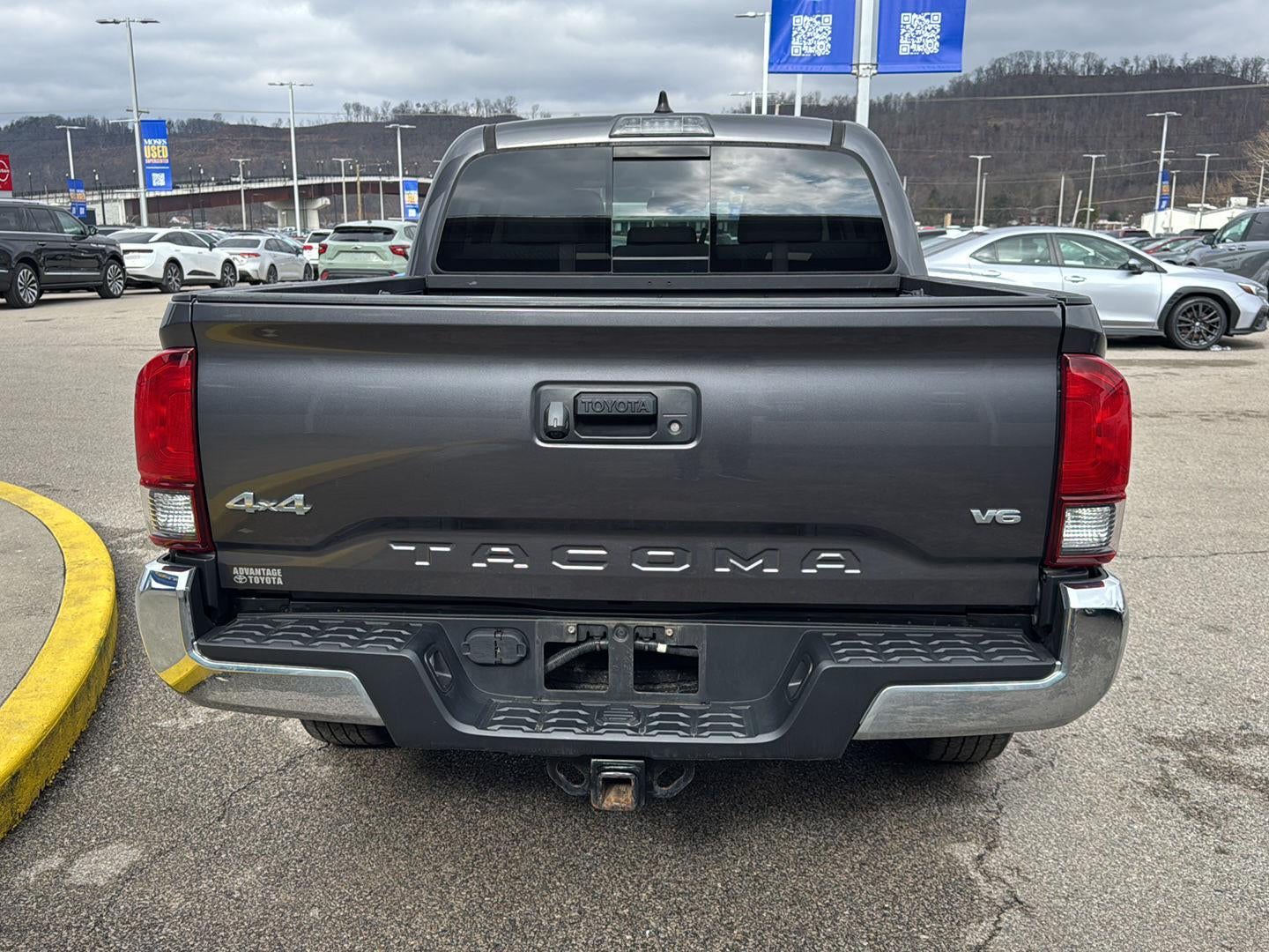 2022 Toyota Tacoma SR5 V6