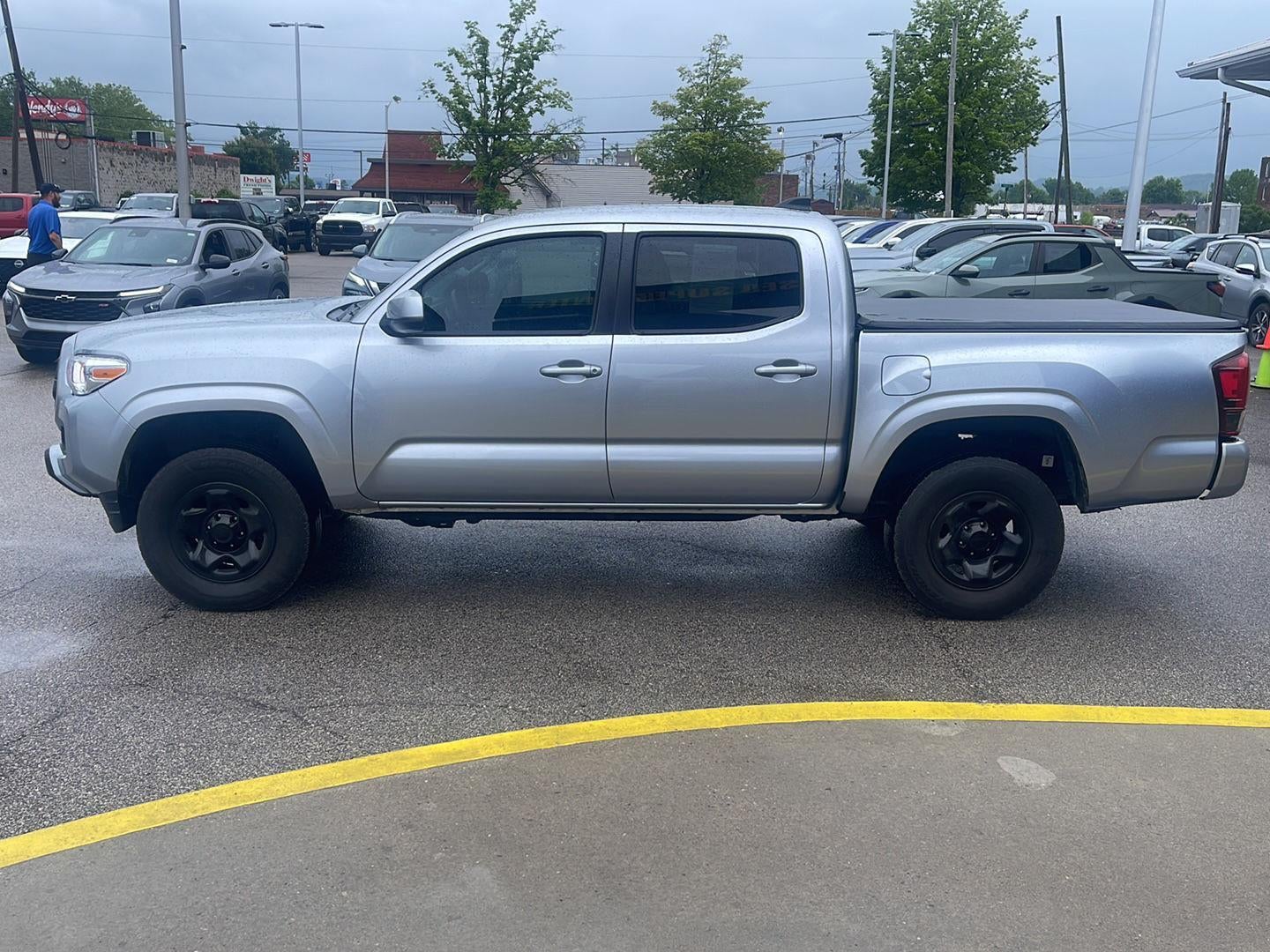 2022 Toyota Tacoma SR V6