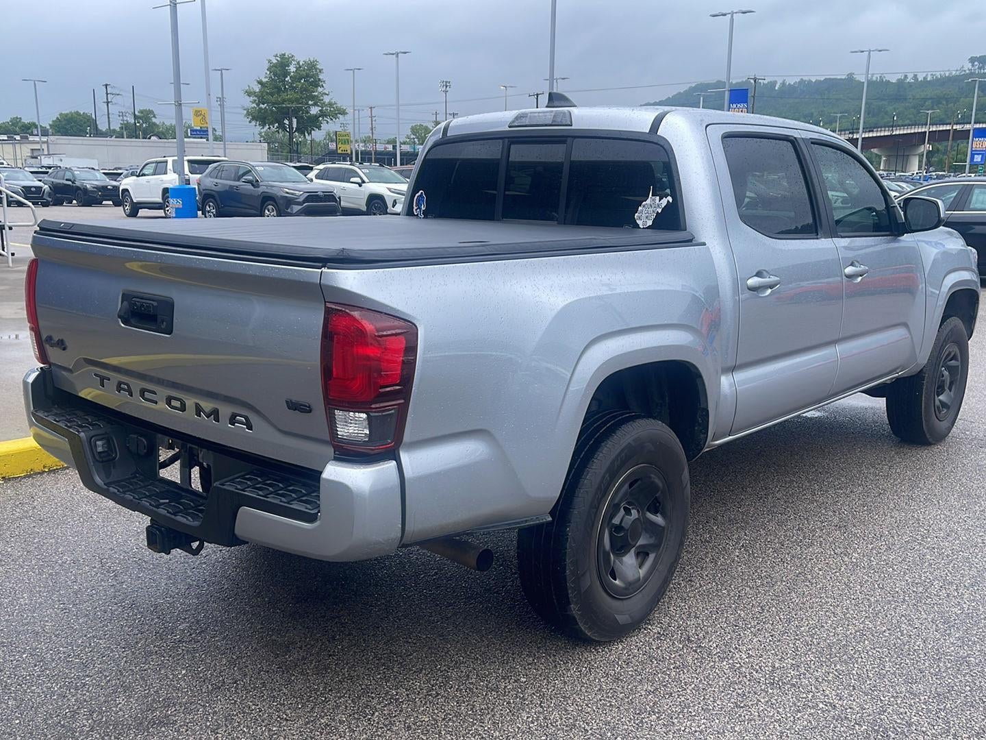 2022 Toyota Tacoma SR V6