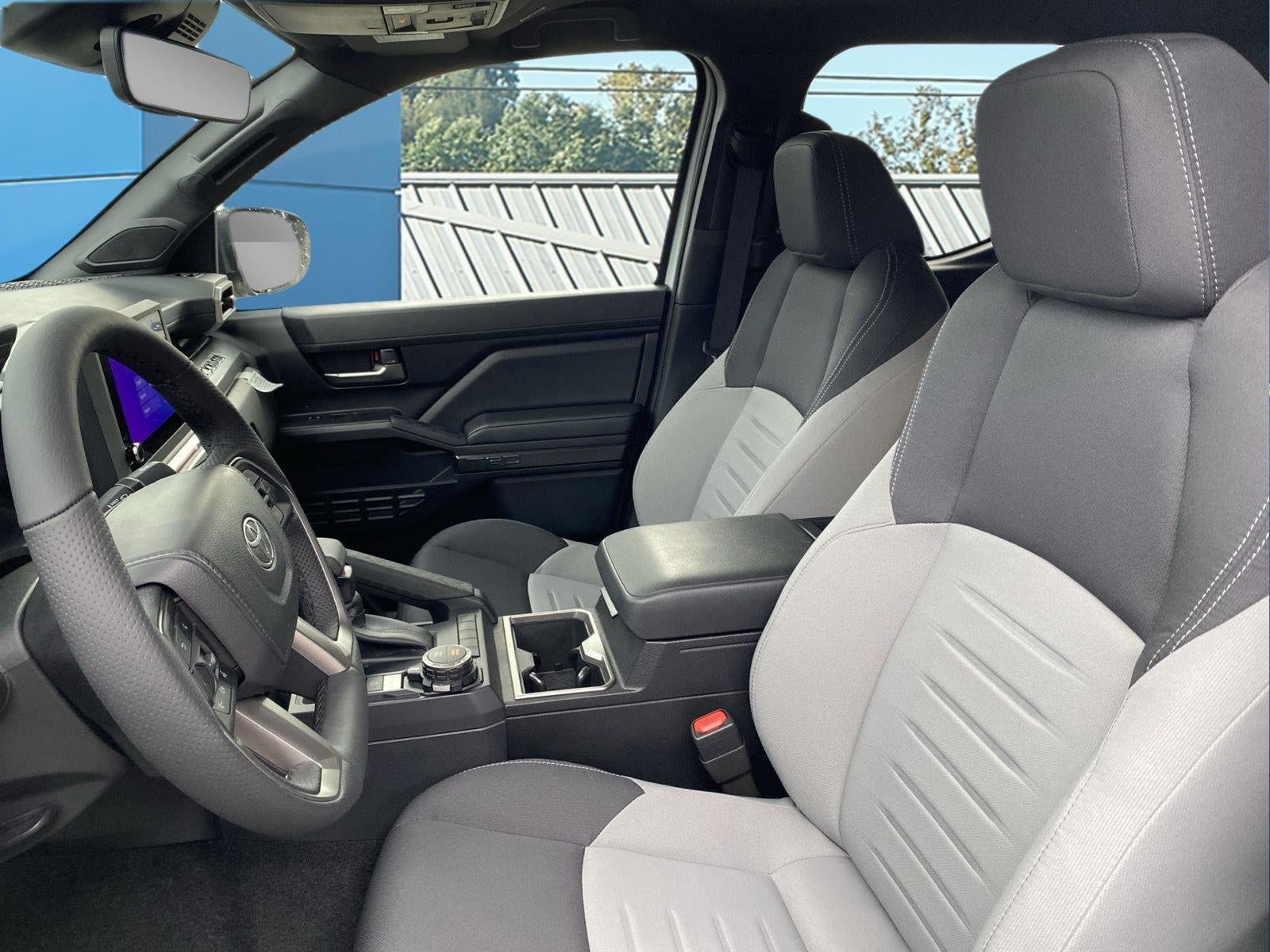 2025 Toyota Tacoma TRD Sport HV