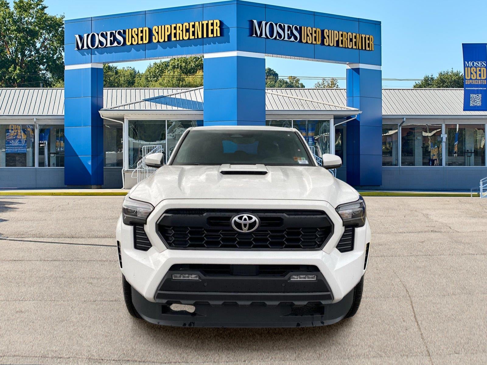 2025 Toyota Tacoma TRD Sport HV