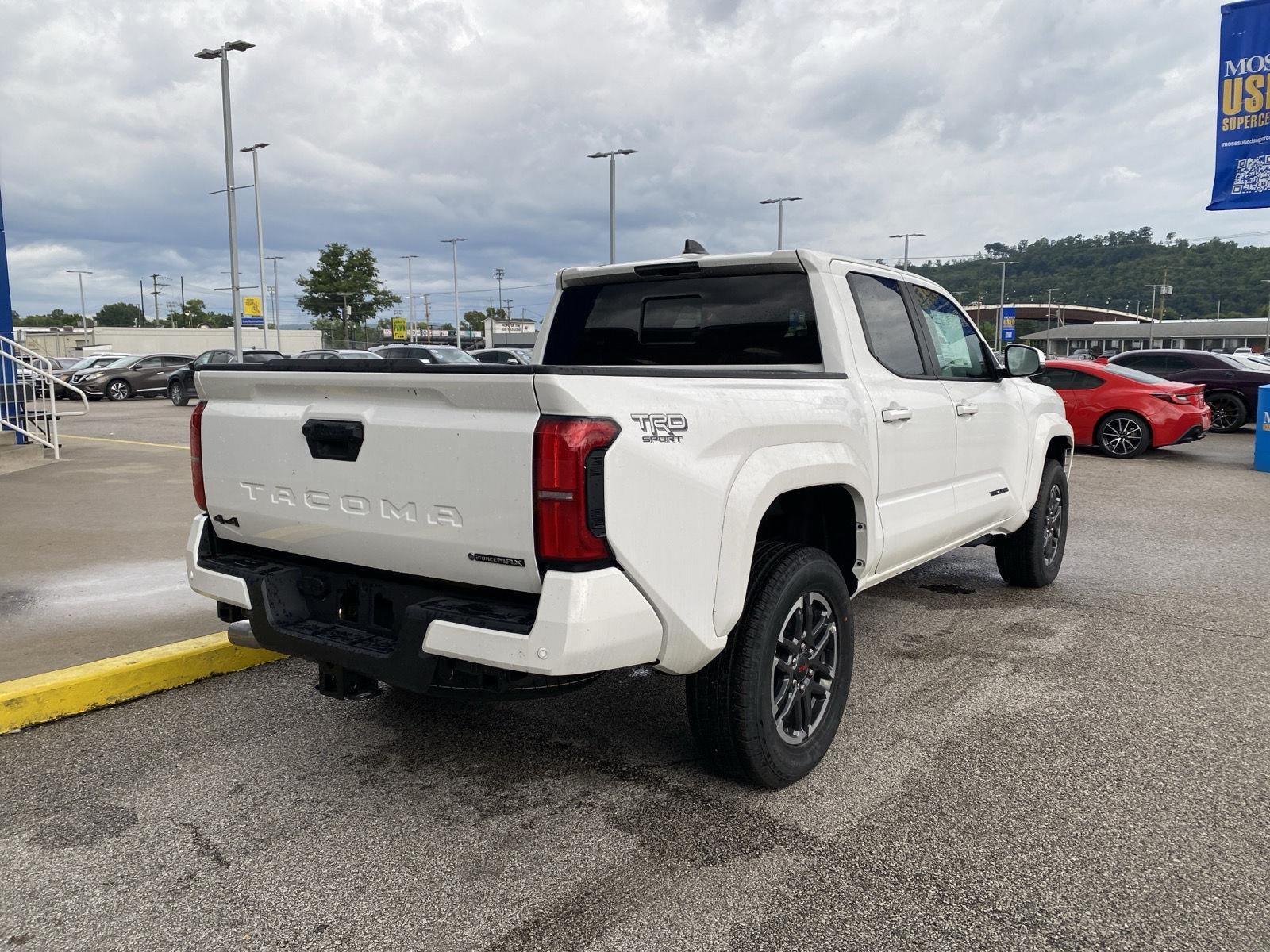 2025 Toyota Tacoma TRD Sport HV