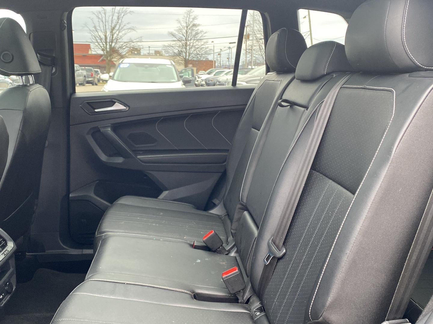 2022 Volkswagen Tiguan SE R-Line Black