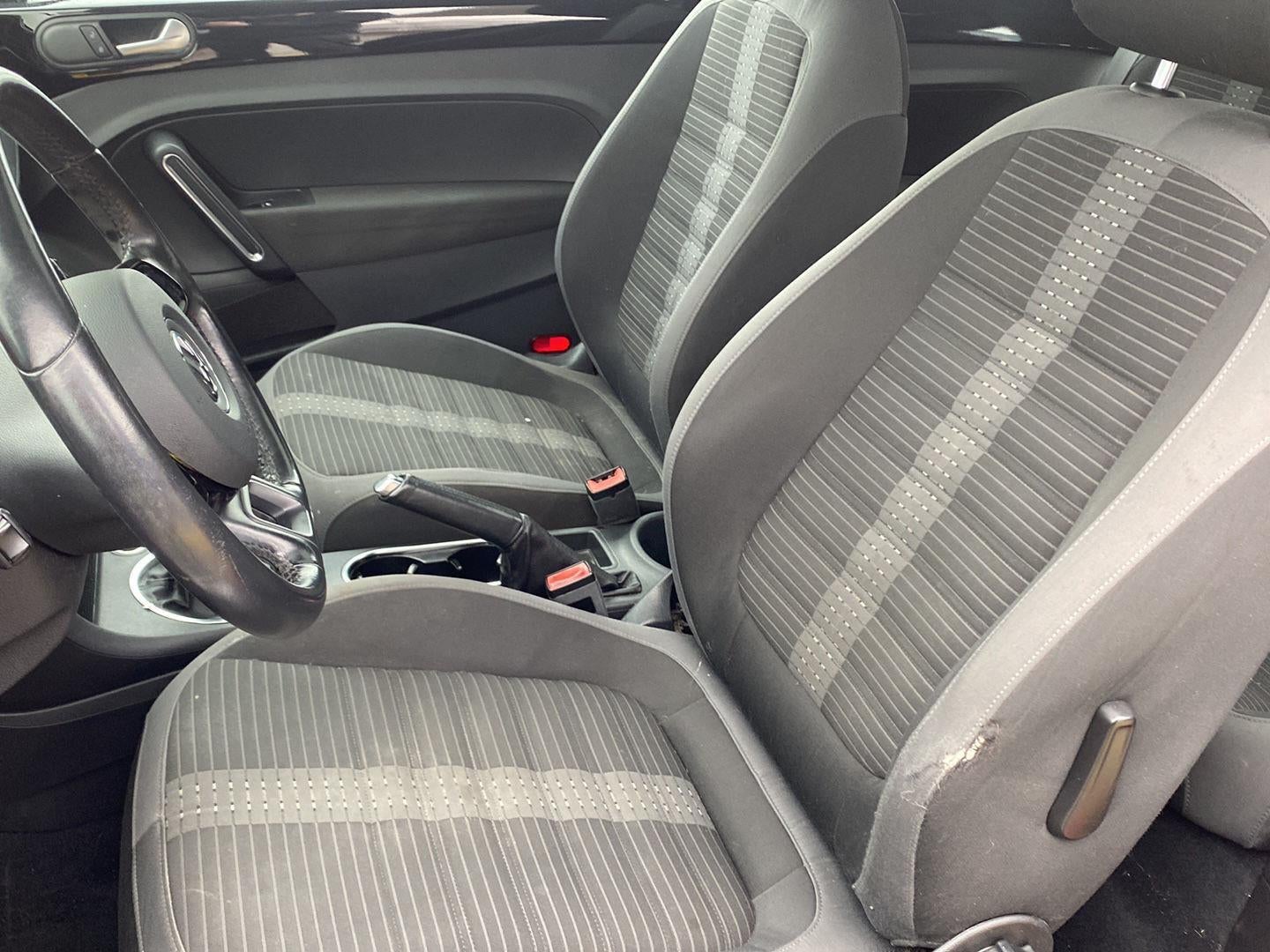 2012 Volkswagen Beetle 2.0T Turbo