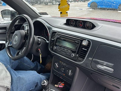 2012 Volkswagen Beetle 2.0T Turbo