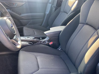 2019 Subaru Impreza 2.0i