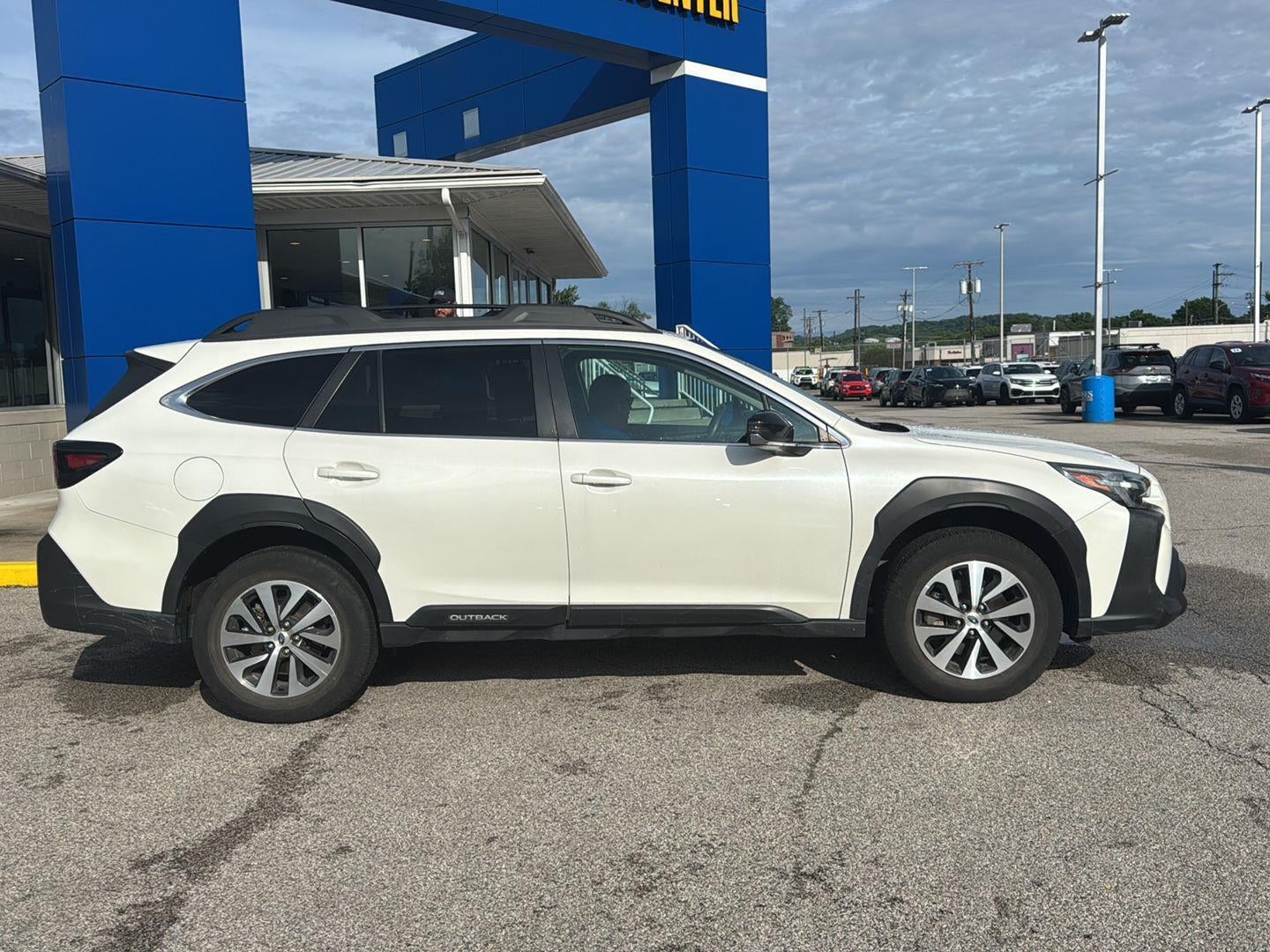 2024 Subaru Outback Premium