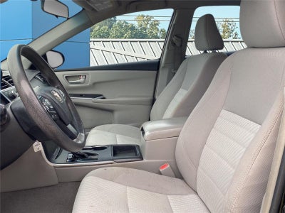 2017 Toyota Camry LE
