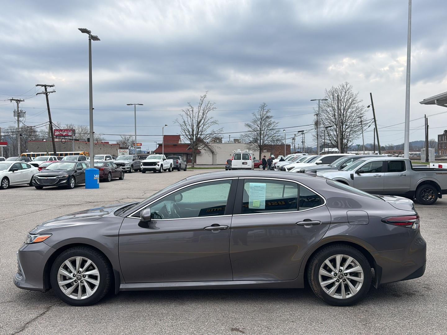2022 Toyota Camry LE