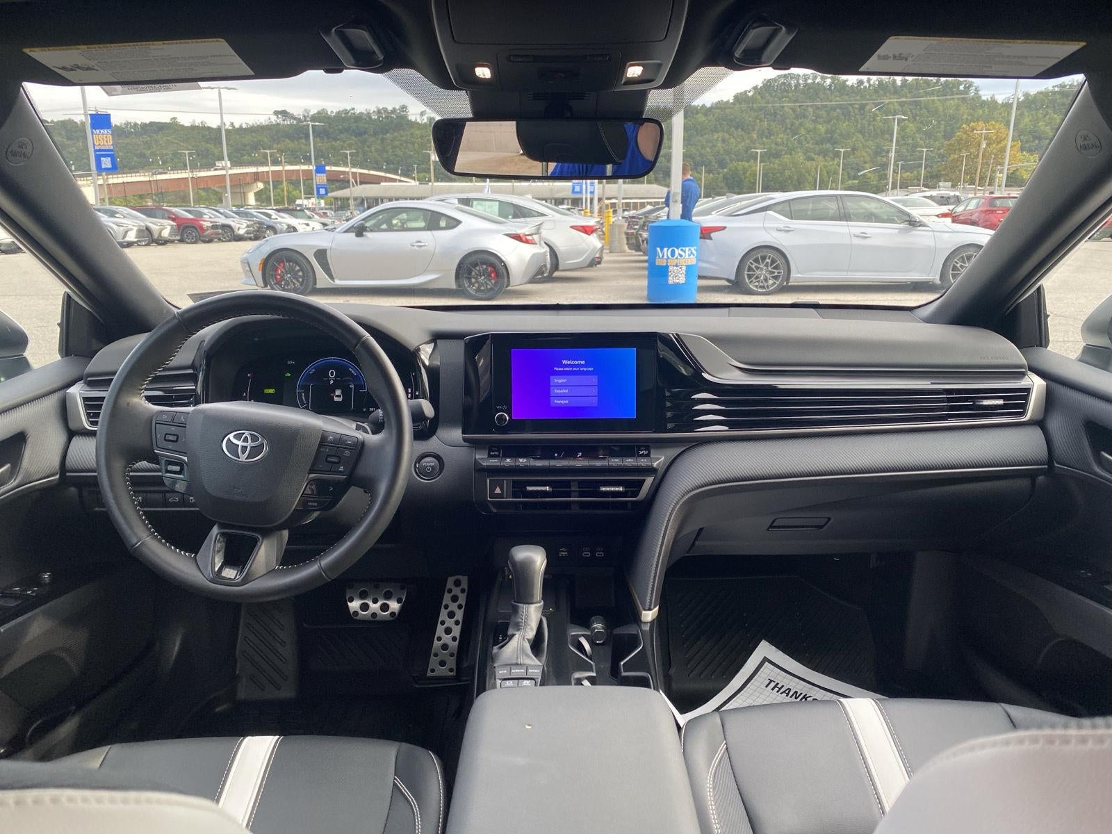 2025 Toyota Camry SE
