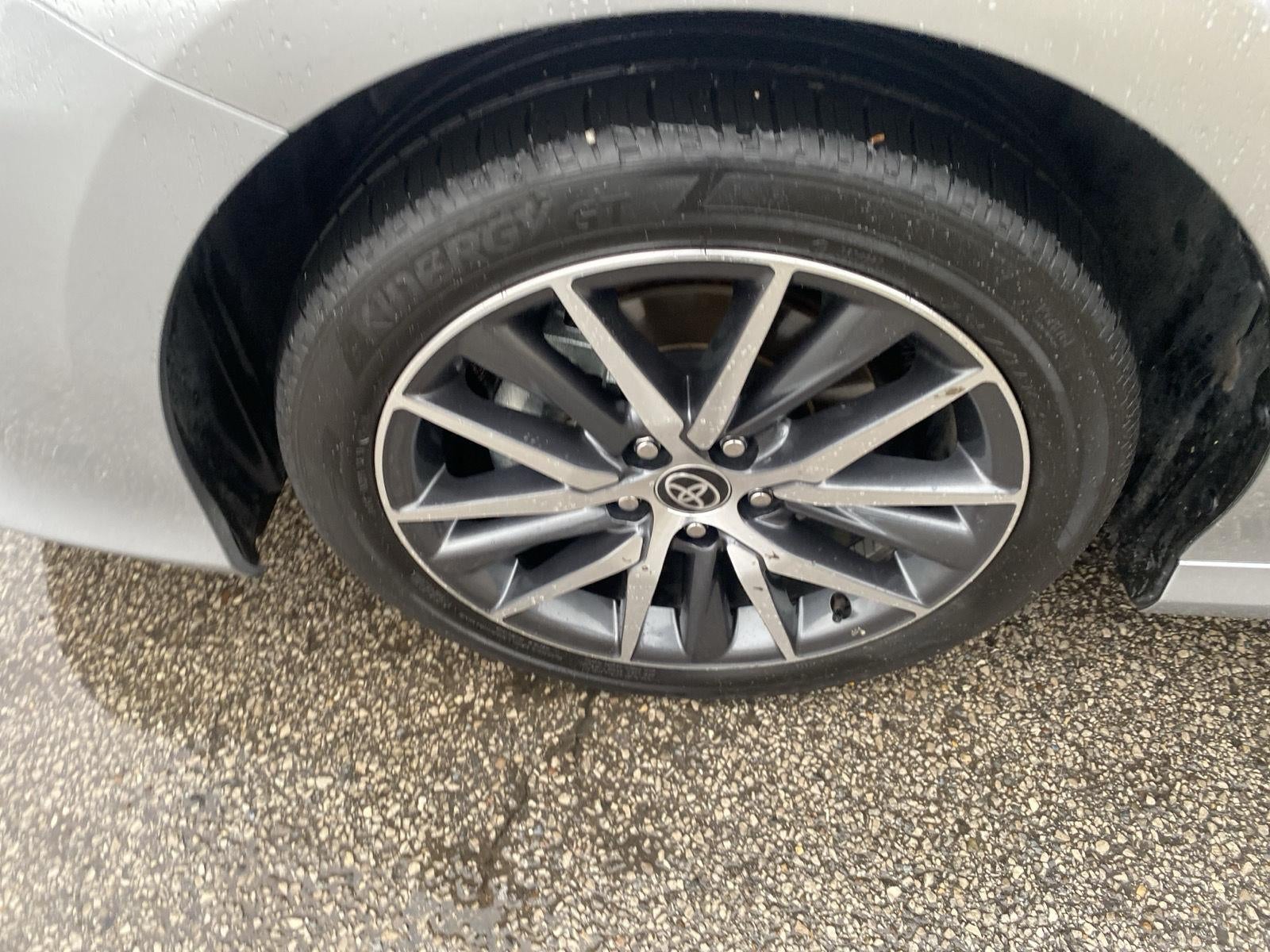 2024 Toyota Camry Hybrid XLE