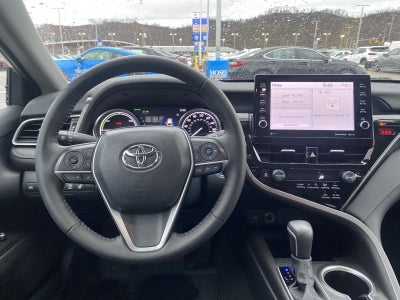 2024 Toyota Camry Hybrid XLE