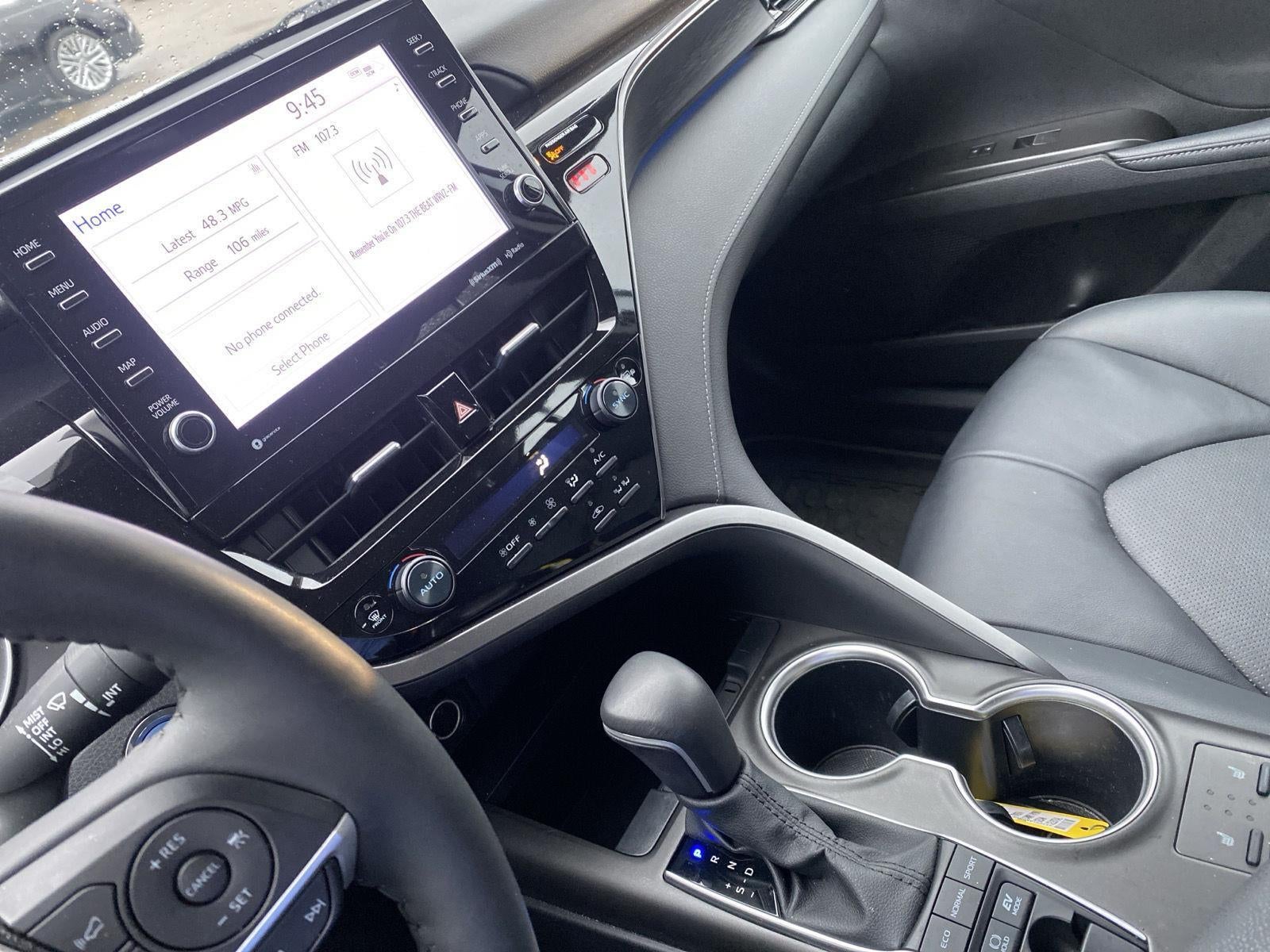 2024 Toyota Camry Hybrid XLE