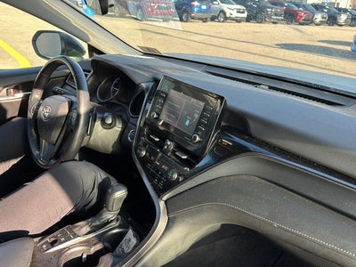 2022 Toyota Camry Hybrid SE Nightshade