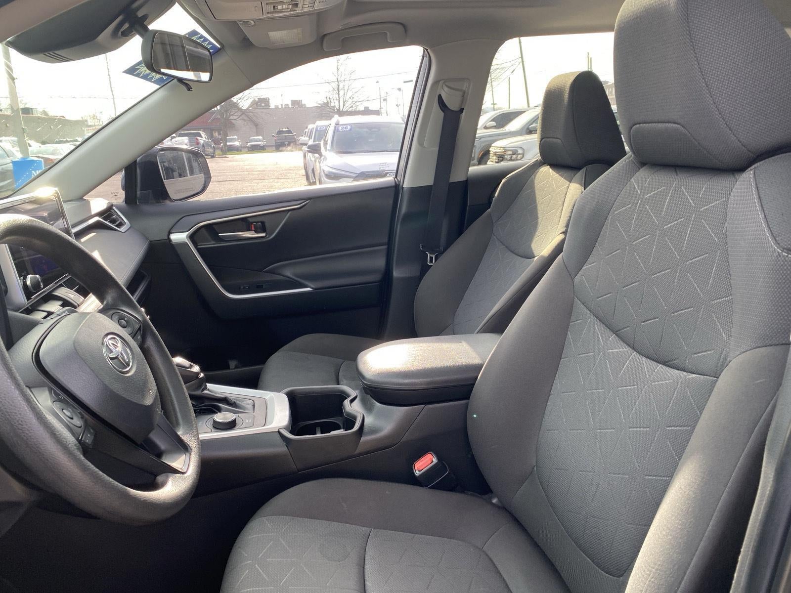 2023 Toyota RAV4 Hybrid XLE