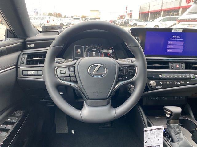 2025 Lexus ES Base