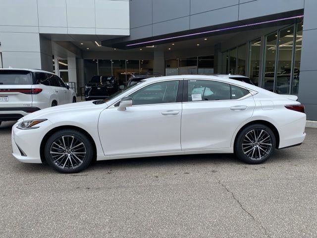 2025 Lexus ES Base