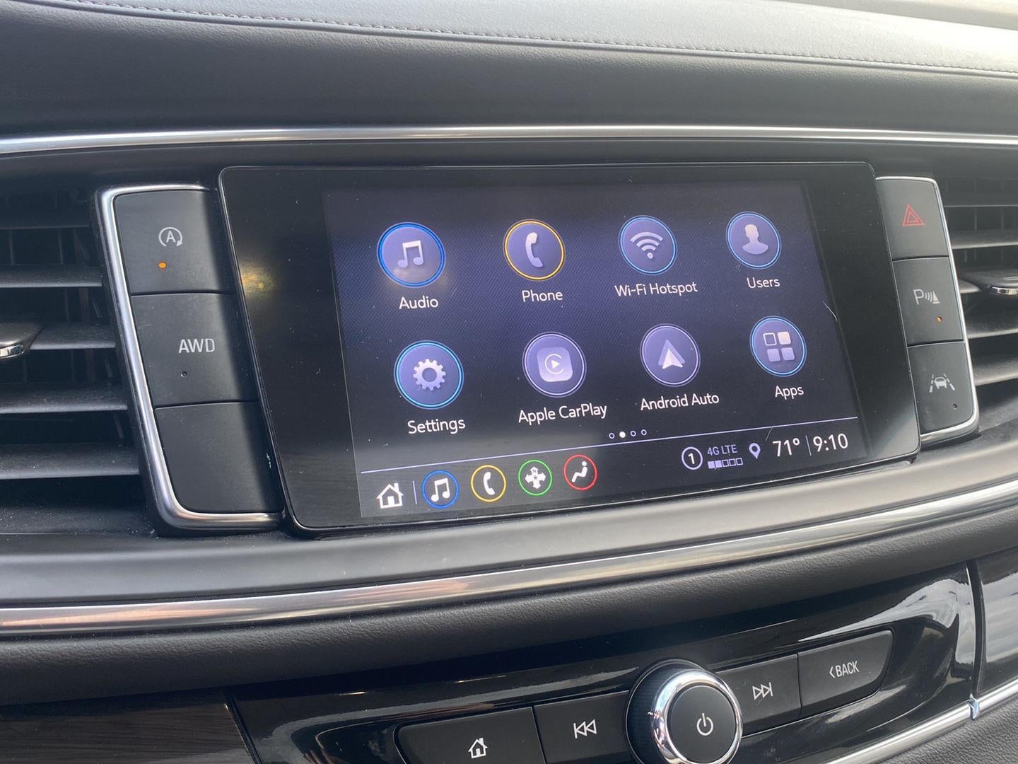 2023 Buick Enclave Essence