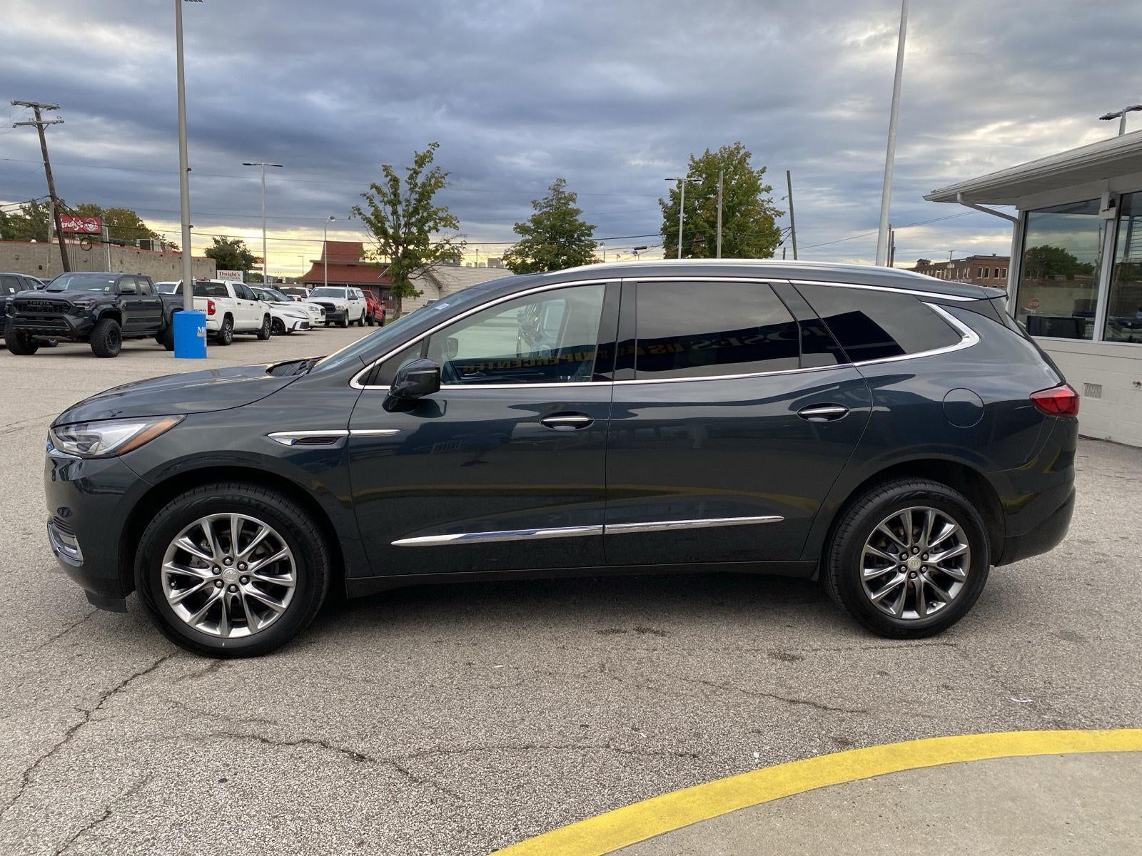 2021 Buick Enclave Essence