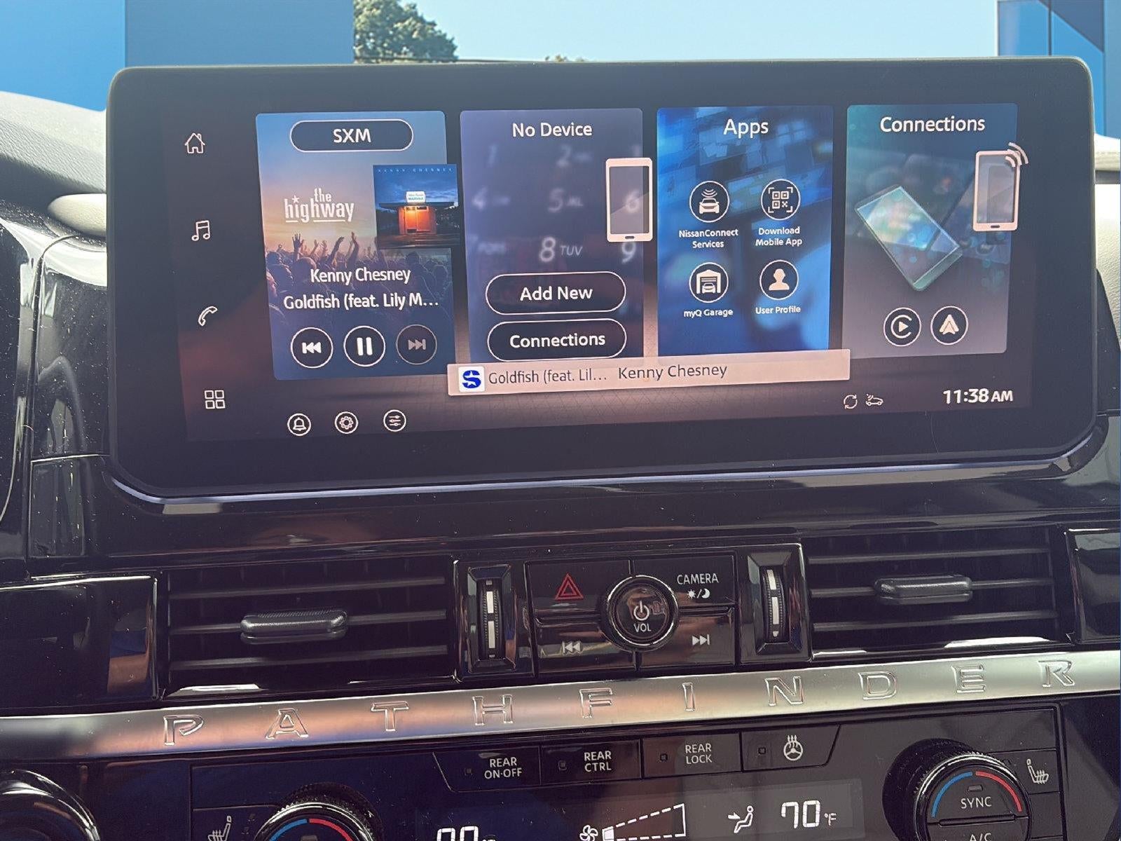 2026 Nissan Pathfinder SL