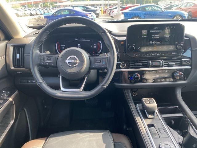 2024 Nissan Pathfinder Platinum