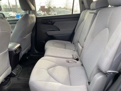 2022 Toyota Highlander LE