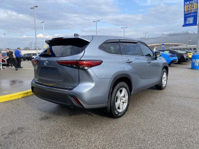 2022 Toyota Highlander LE