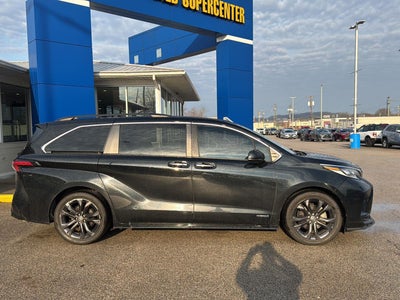 2021 Toyota Sienna XSE